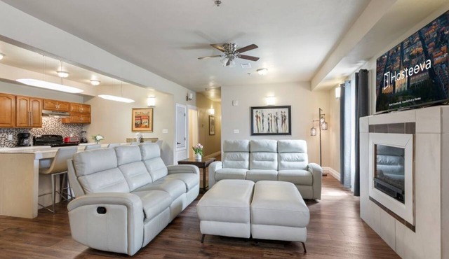 20% OFF Monthly | 10% OFF Weekly-Spacious and Fully Furnished Condo Near St. Charles