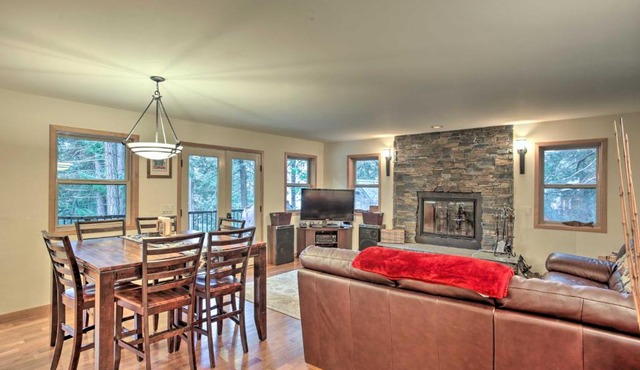 2000-Square-Foot Home Across from Lake Wenatchee! in Leavenworth