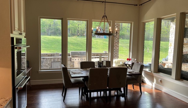2024 Solar Eclipse Point of Totality! 4000 sq ft, 4 BR, 5 Bath, 3 acres
