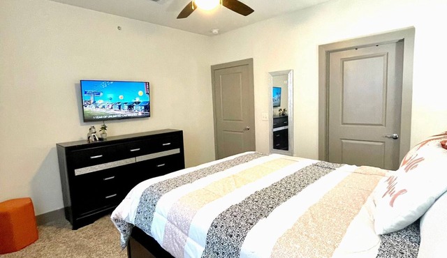 25% OFF 2BD Pool View of the Rim, SA SA201A