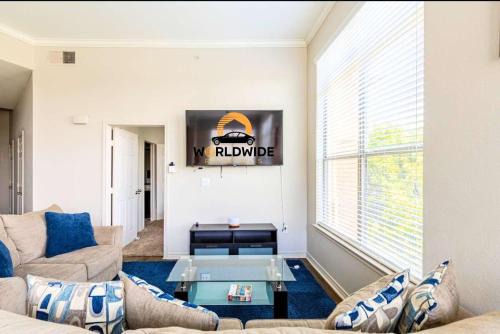 2b2b Apartment 15mins from downtown and Airport