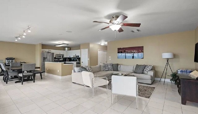 3/3 Condo on Texas Motor Speedway