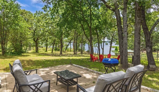 3 bedroom Lake Fork Water Front boat Dock Near to public Boat ramp