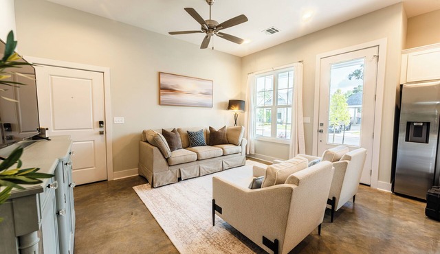 3 bedrooms - Gated Community Lafayette/Youngsville sport complex & hospitals