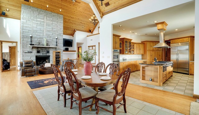 366 Shared Acres, Lake Access: Ozark Getaway!