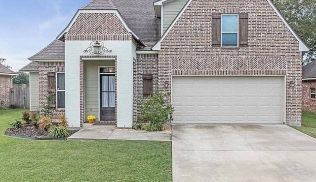 4-bedroom house in the heart of Youngsville, LA