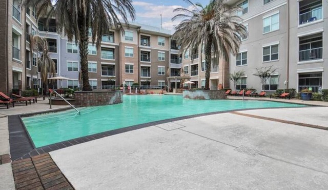 5-Min Drive to NRG Stadium | 1 mile to Texas Med Center | Resort Style Pool