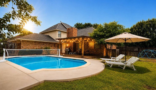 5BR Pool Villa | Water Volleyball | Cinema | 20 mins from Dallas