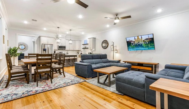 5BR w Pool - Great for Families - Near Everything