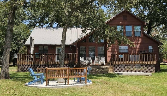 A Dream Come True Lake House - The prettiest sunset view on the lake!