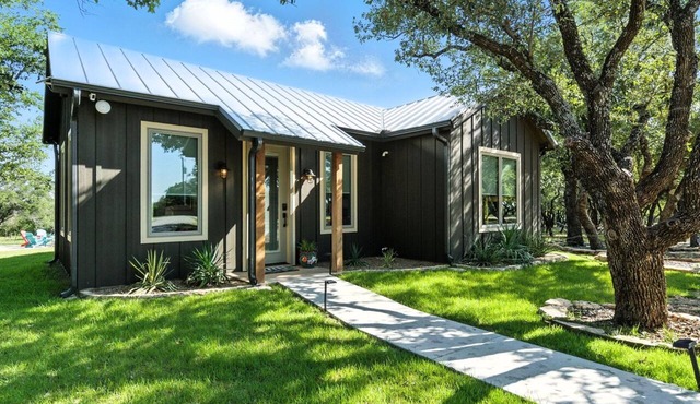 A Magical Place, Sleeps 8, Hot tub/Fire Pit,Pool