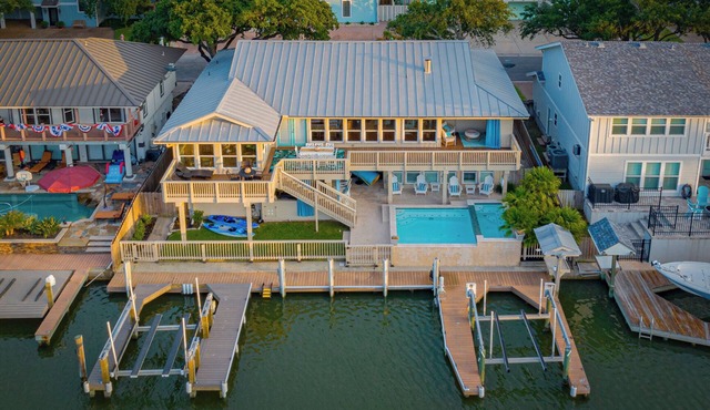 A Reel Paradise - Everyone`s Favorite Getaway!