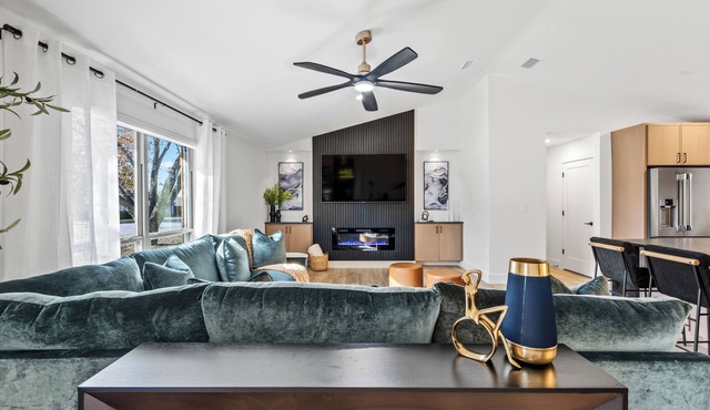 Amelia’s Corner/Hot Tub + Ultimate Game Room