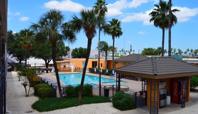 Americas Best Value Inn Laredo in Laredo