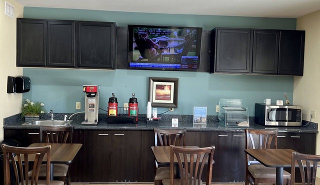 Americas Best Value Inn Sulphur