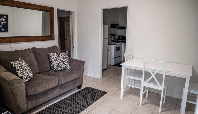 Audubon House Apt. 3: 1bd/1ba