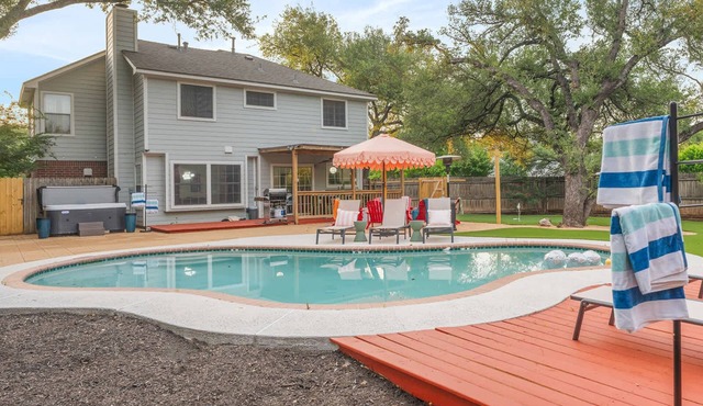 Austin Encore | Pool, Hot Tub & Putt-Putt