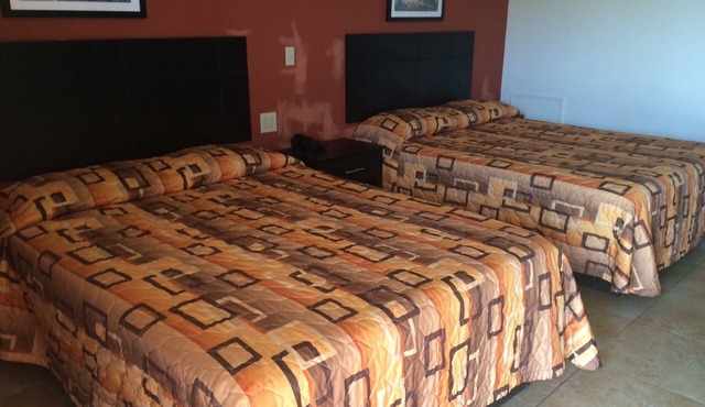 Bayshore Motel