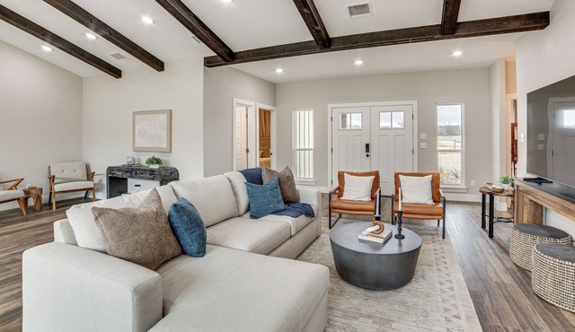 Beach + Brazos River Access! Family-friendly Haven