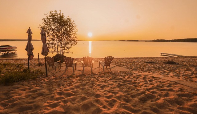Beachfront in Killaloe