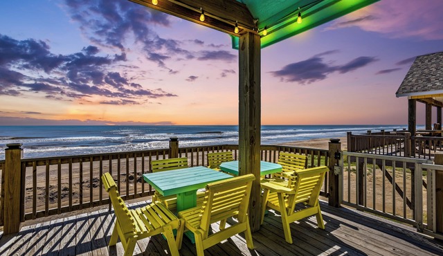 Beachfront | Hot Tub, Game Room