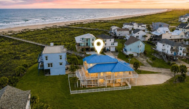 Beachfront/HotTub/Community Pool/Ramp+Fenced Yard