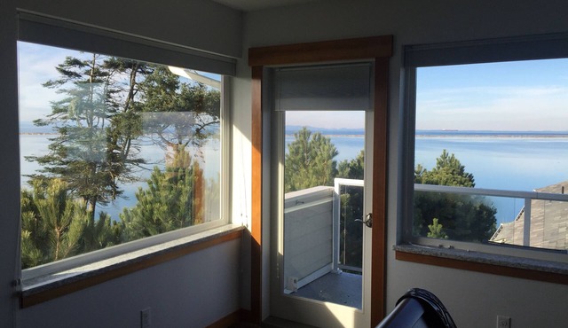 Beachfront Sunset Room 2 @ Banana Belt Dreams in Sequim
