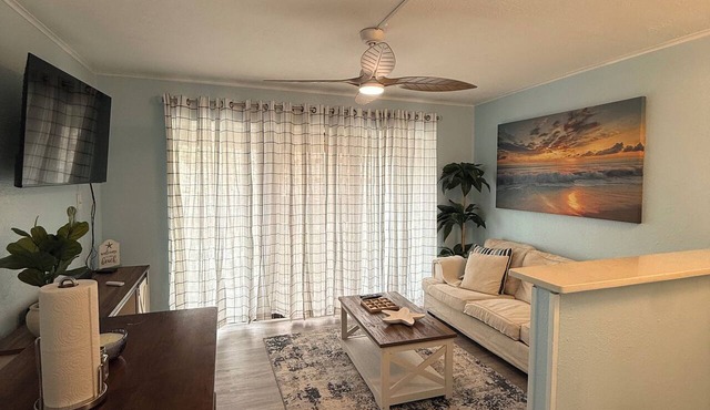 Beachside escape at Villa Del Sol—steps away to sand, pool, Aquarium & USS Lex.
