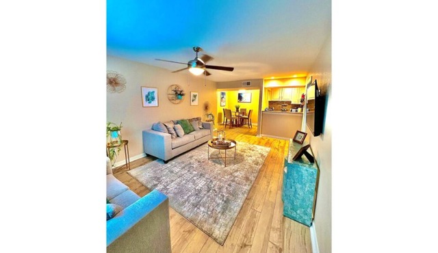 Beautiful/Spacious 2 Bedroom Houston near Galleria