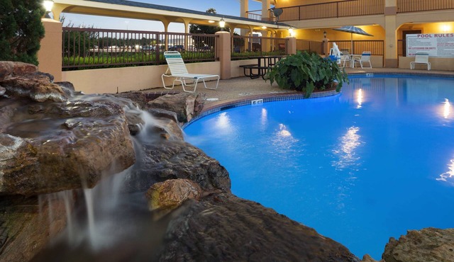 Best Western Angleton Inn