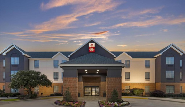 Best Western Plus Executive Hotel & Suites
