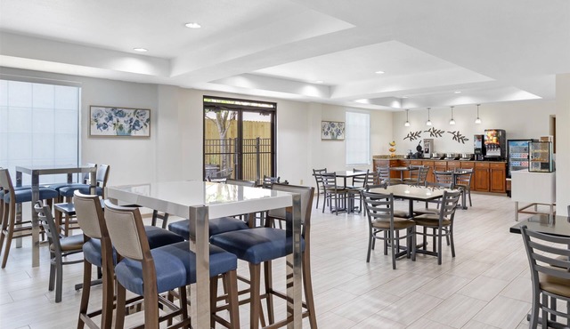 Best Western Plus Executive Hotel & Suites