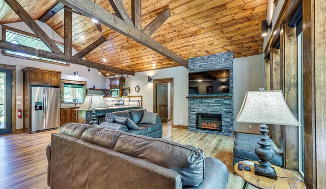 Big Cedar Vacation Rental w/Deck & Hot Tub!