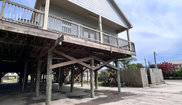 Blue Water Villa G - Coastal Realty Group
