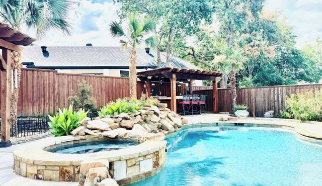 Botanical Oasis Resort 5BR 5BA PingPong Sleeps 20+