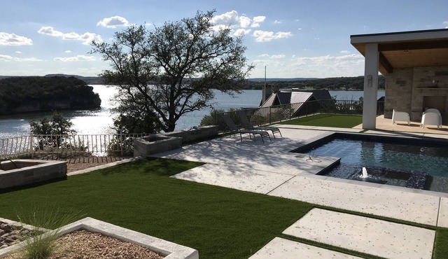 Brazos Moon: Hell's Gate Basin! Pool, Cliffside, Views, Luxury Home