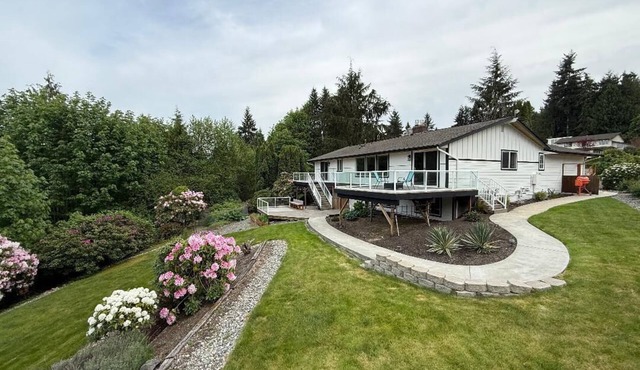 Breathtaking mountain & Sunrise views with AC in charming Everett in Everett