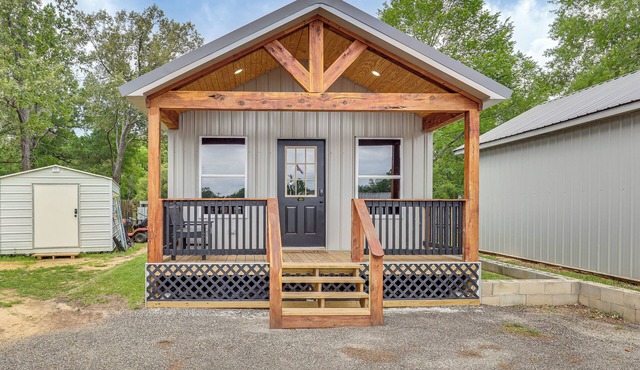 Bring Your Boat! Cozy Home 3 Mi to Sabine River