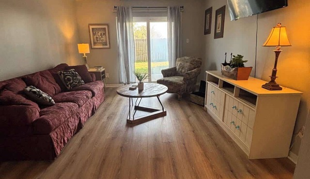 Bryant #A - 2 Bedroom/1 Bath Apartment