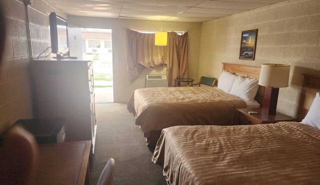Budget-Friendly Stay w/Comfortable Beds + Convenient Highway Access - 2 Units! in Quinter