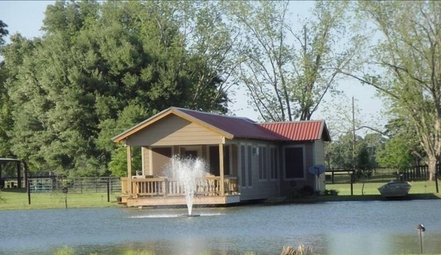 Cajun Pondside Cabin - Veteran Owned - in the heart of Acadiana