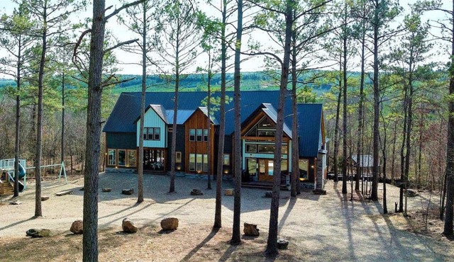 Castle Black in Broken Bow