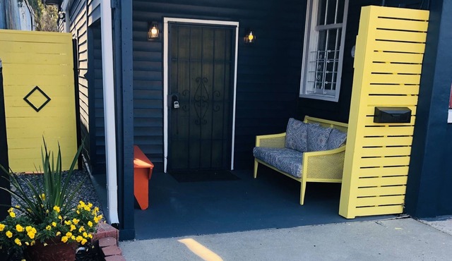 Casual Corner near the French Quarter & Fairground