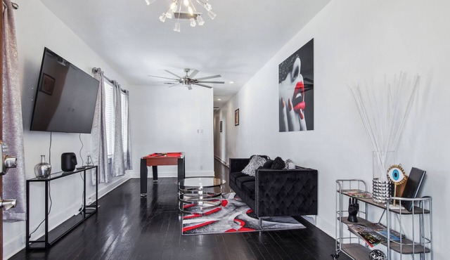 Charming 2 bedroom apartment in NOLA