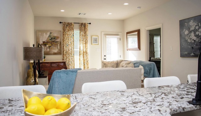 Charming 3-bed 2-bath 1 story townhome 1 mi from Sports Complex in Youngsville