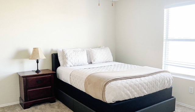 Charming 3-bedroom house with fitness room, WiFi in peaceful Mesquite