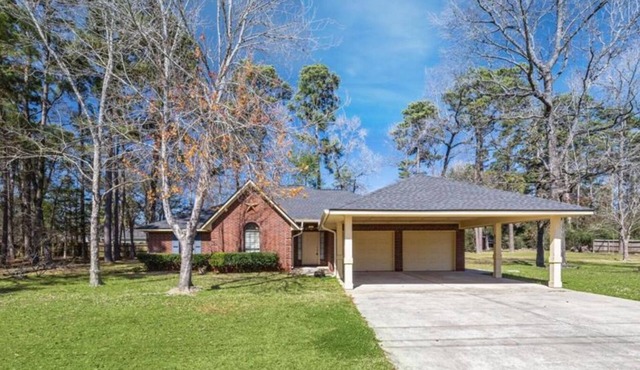 Charming country getaway near IAH airport