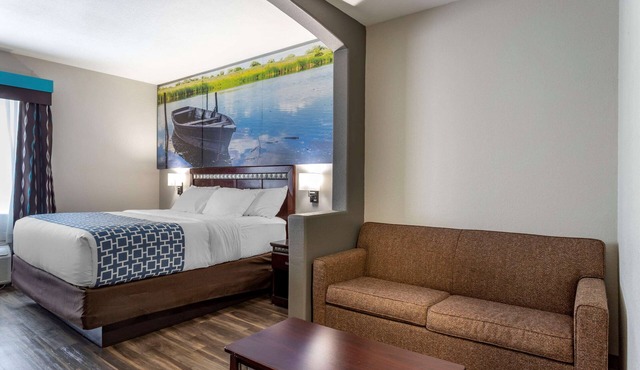 Clarion Pointe Sulphur - Lake Charles