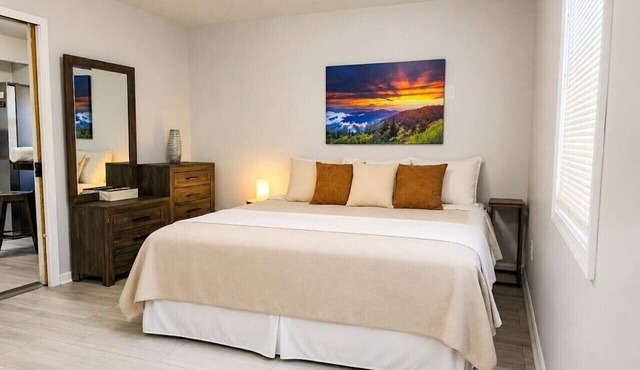 Classy Oberlin Stay | Near Dining, Shops & College in Oberlin