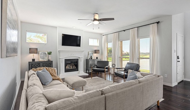 Clean and Bright Home in an Excellent Location